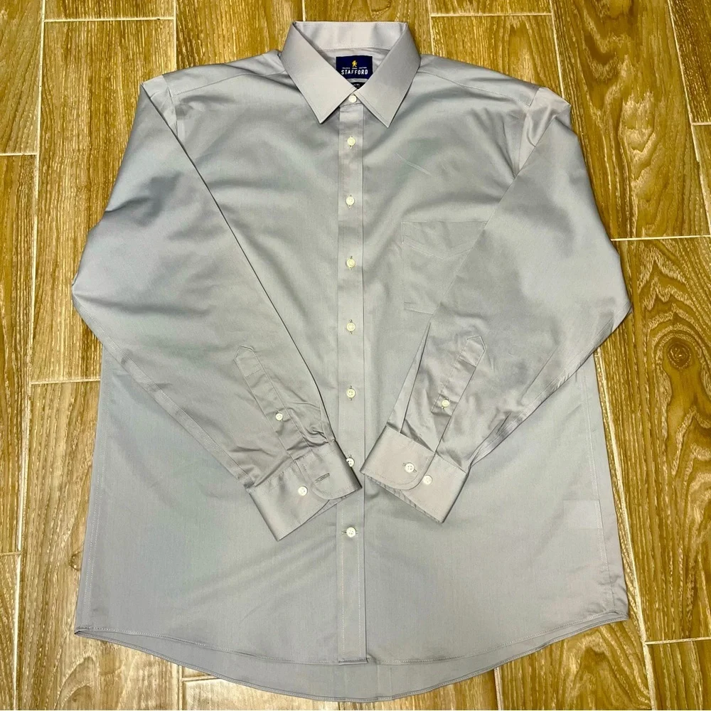 Stafford Men’s Travel Gray Button-Down Dress Shirt, Size 16-1/2, 32-33 - Picture 1 of 5